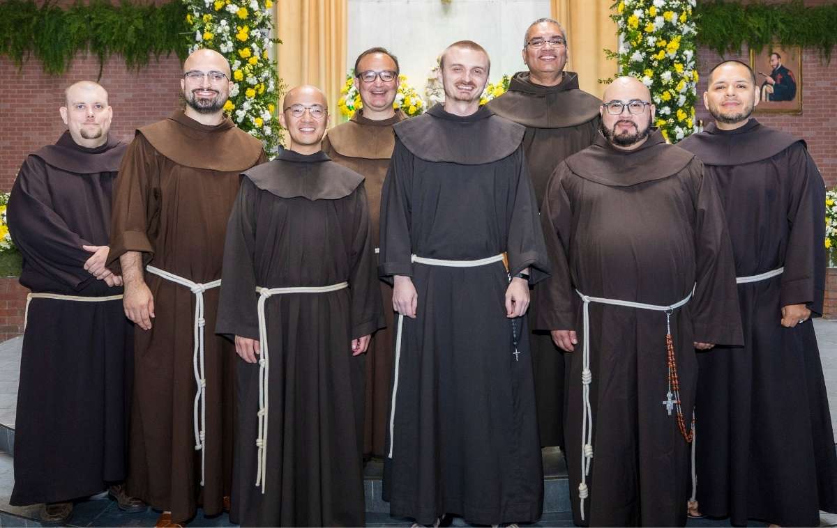 The newly professed friars from left to right: Brothers Phillip McCarter, OFM, Tyler Grudi, OFM, Nathaniel Tran, OFM, Domingo Martinez, OFM, Kevin Hamzik, OFM, Brian Menezes, OFM, Carlos Portillo, OFM, and Joan Perez-Lombera, OFM. (Photo courtesy of Br. Octavio Duran, OFM)&nbsp;