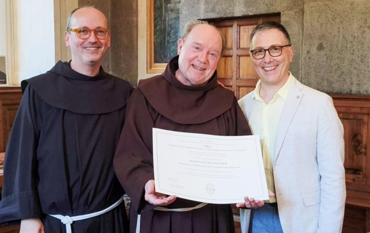 Br. Bill Short, OFM, center, received a warm sendoff after his time serving the Collegium S. Bonaventurae in Rome. “My prayer and hope are that the Province of Our Lady of Guadalupe will continue to grow into the fraternal society we all would like it to be, and that we give our support to the global reality of the Franciscan life, especially in the Global South, where there are so many signs of new vitality,” Br. Bill said. (Photo courtesy of OFM.org)